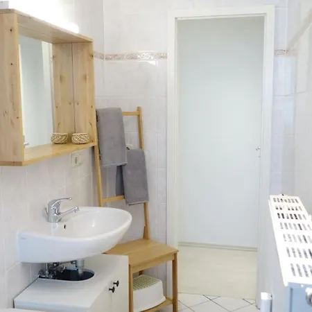 Cosy With Kitchen&netflix In Neustadt شقة