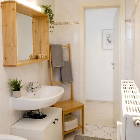 Cosy With Kitchen&netflix In Neustadt Drážďany
