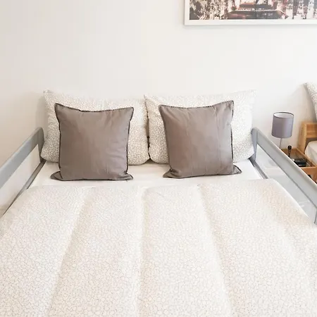 Cosy With Kitchen&netflix In Neustadt Appartement *