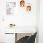 Cosy With Kitchen&netflix In Neustadt *