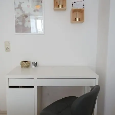 Cosy With Kitchen&netflix In Neustadt *